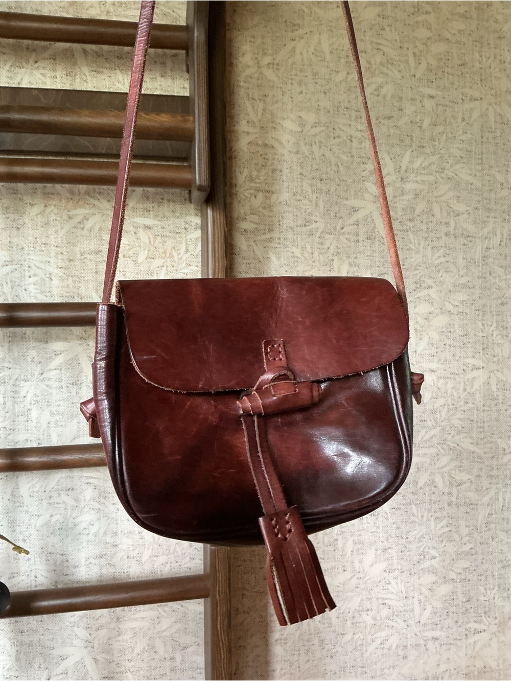 Classic Women's Leather Crossbody Bag in Dark Brown